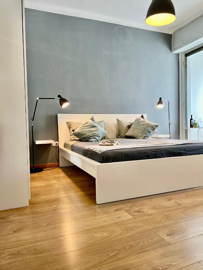 Cozy Apartment 3 Km Away From Duomo Milan Extérieur photo